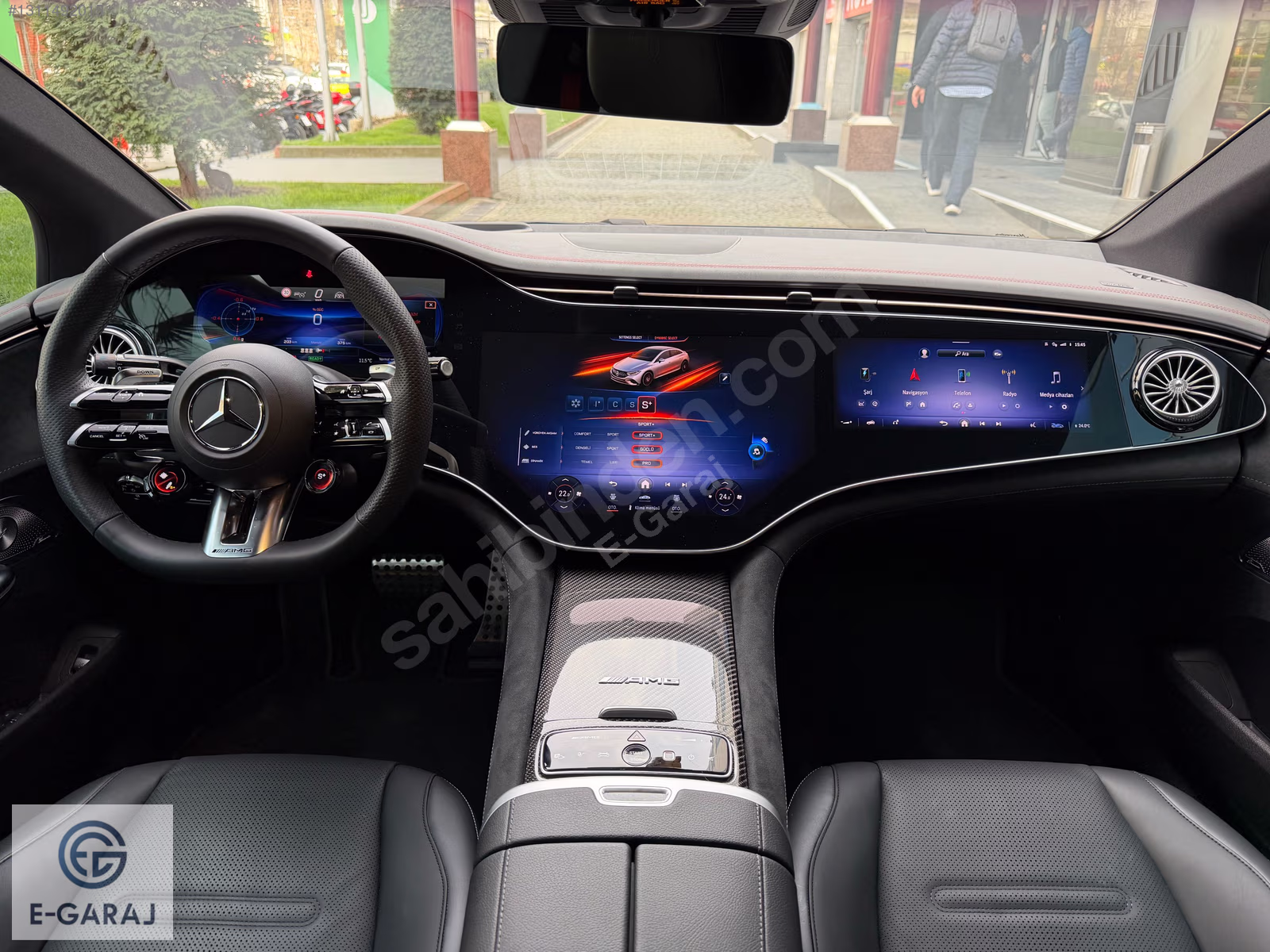 2025 MERCEDES EQE 53 AMG TRACKPACE AKS MASAJ CARBON - Görsel 15