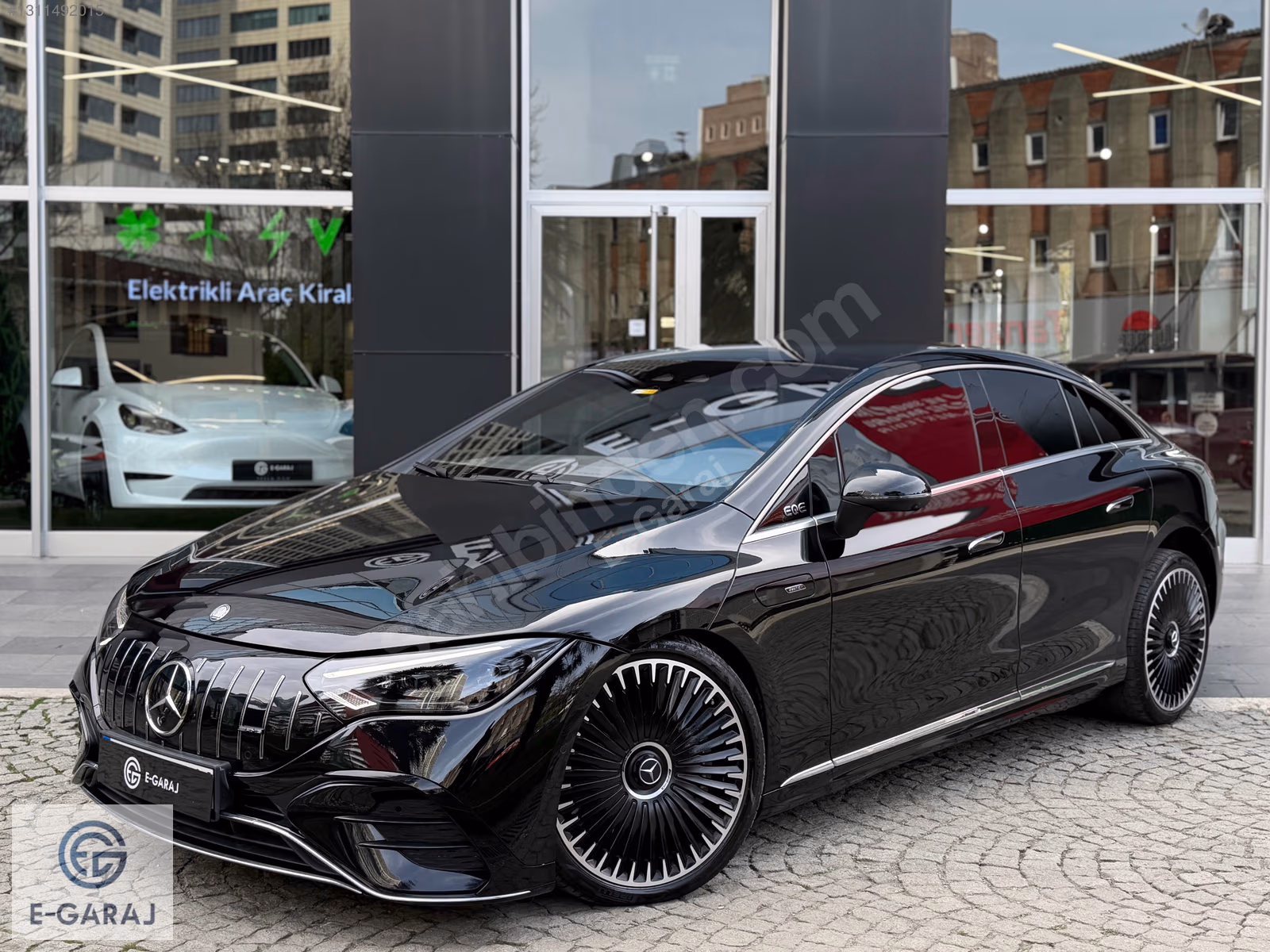 2025 MERCEDES EQE 53 AMG TRACKPACE AKS MASAJ CARBON - Görsel 2