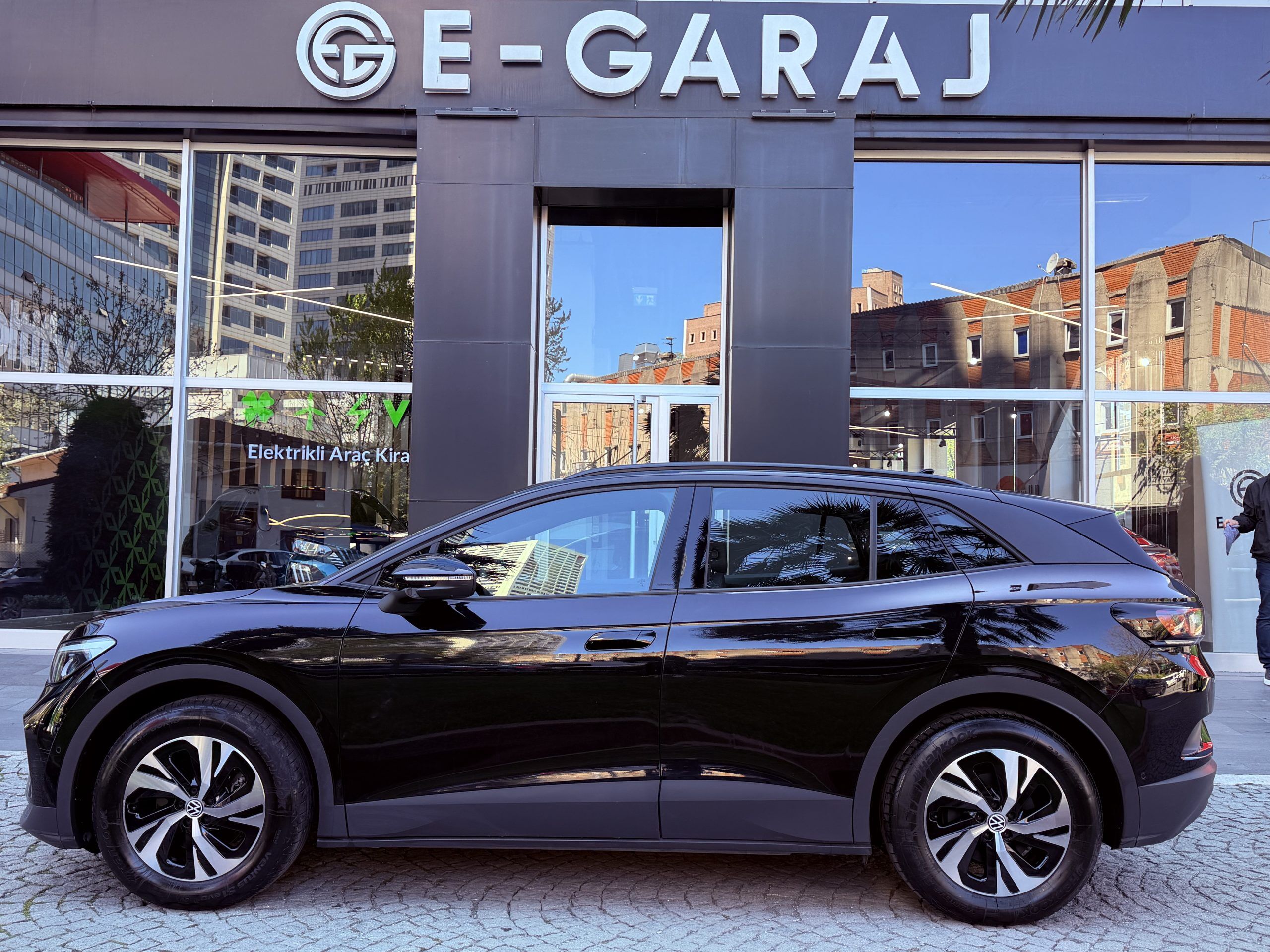 2024 VOLKSWAGEN ID . 4 PURE 125 KW BAYİ CAM TAVAN - Görsel 2
